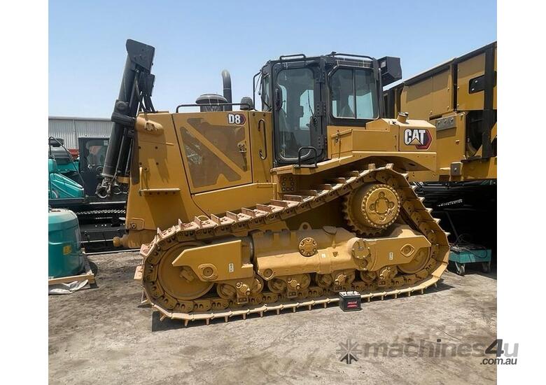 caption 2022 Caterpillar D8