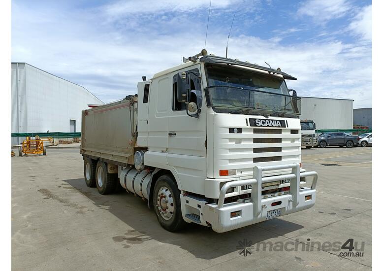 caption 1993 Scania 113M 380 6x4 Tipper