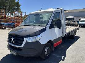 2019 Mercedes-Benz Sprinter 516CDI Diesel - picture1' - Click to enlarge