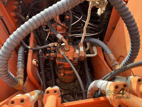 caption C.2003 Daewoo SL220LC-V Excavator