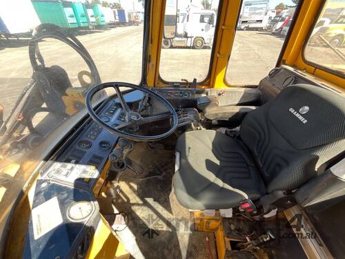caption 1991 Volvo L70 Articulated Front End Loader
