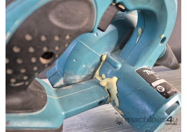 caption Makita 18V Blower