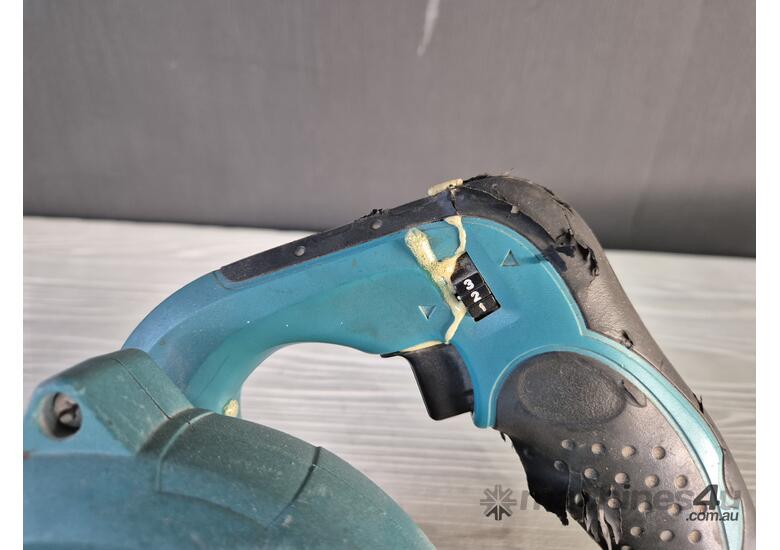 caption Makita 18V Blower