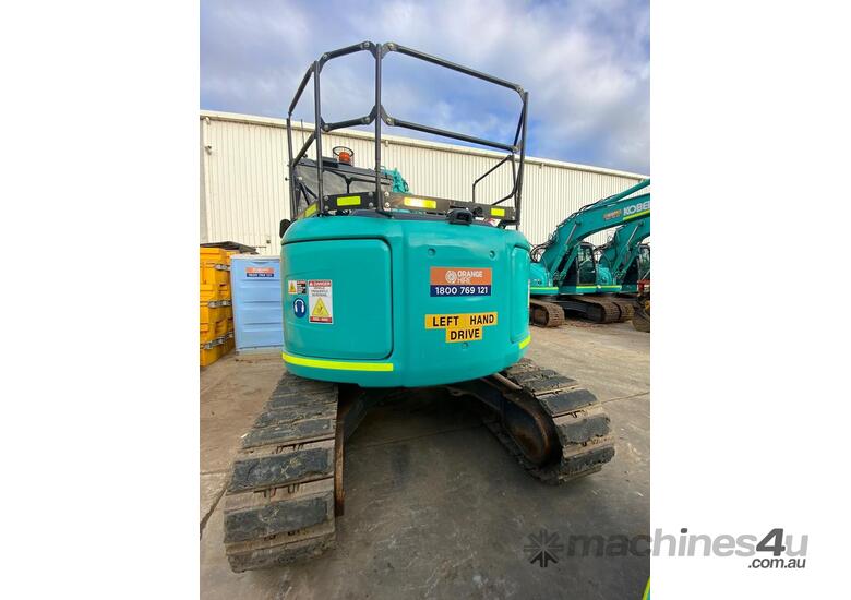 caption 2018 Kobelco Sk135sr-3