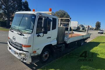 Truck UD Condor MK11250 Ex-council 250HP 5 tonne with 1.2 tonne Keverick Crane WN33733 SN1735