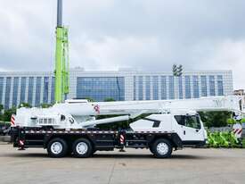 2025 Zoomlion ZTC250 25Ton Truck Crane  - picture0' - Click to enlarge