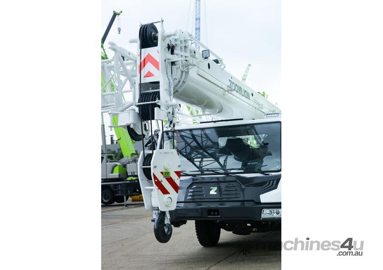 caption 2025 Zoomlion ZTC250 25Ton Truck Crane