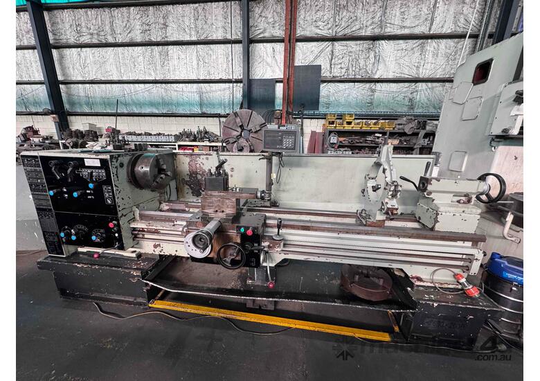 DMTG DALIAN CENTRE LATHE