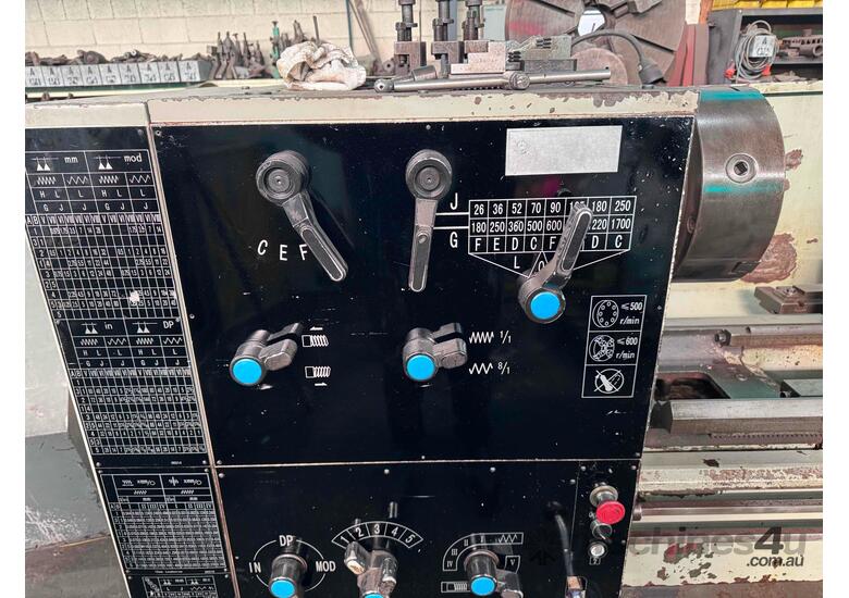 DMTG DALIAN CENTRE LATHE