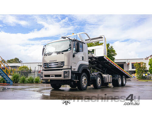 Isuzu FYJ 300-350 Tilt tray Truck