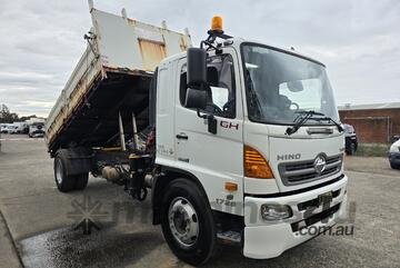 2016 Hino 500 GH 4x2 Tipper w/Crane (Auto) (16T GVM) (Council Asset)