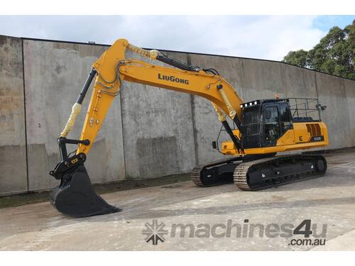 caption 2023 LiuGong 930E Excavator