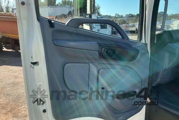 2007 Hino FD1J Pantech (Day Cab)