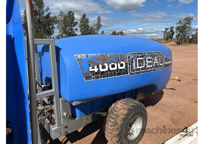 caption 2017 Ideal H4000 Herbicide Orchard Sprayer - 4000L