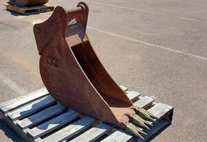 Unknown Excavator Bucket