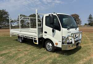 2025 Hino 616 AT 3430 WIDE STEELACE Tray