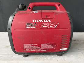 Honda 20i EU Inverter Generator (Ex-Council) - picture2' - Click to enlarge