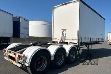 2006 Krueger ST-3-38 24ft Tri Axle Curtainside A Trailer 2006 Krueger ST-3-38 24ft Tri Axle Curtainside A Trailer