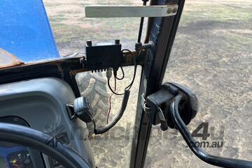 New Holland   TN90F Tractor