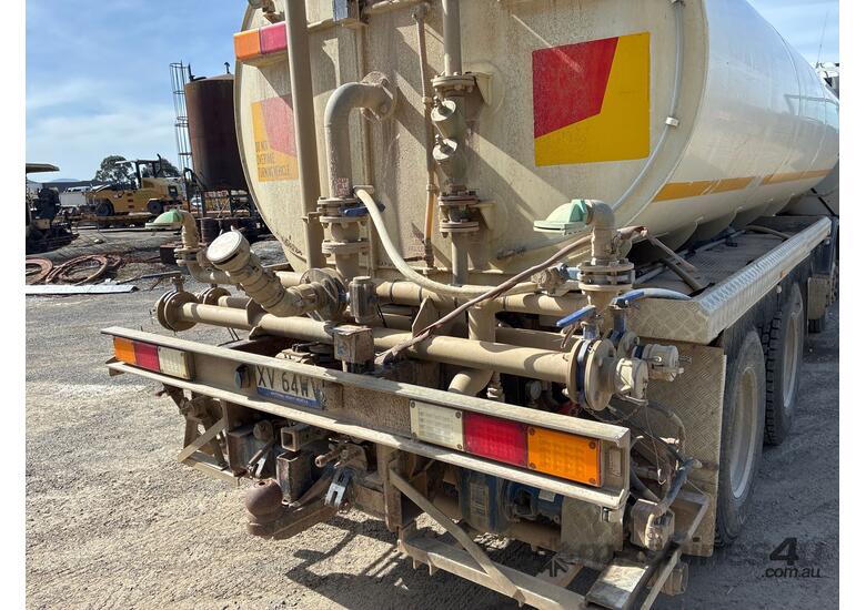 2013 Isuzu FYJ 2000 Water Cart