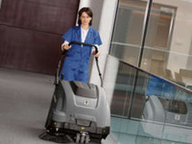 Karcher KM75/40-W-B Push Sweeper - picture0' - Click to enlarge