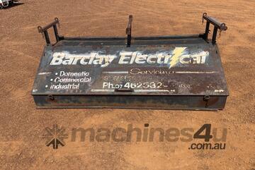 1 X Ute/Trailer Tradie Box