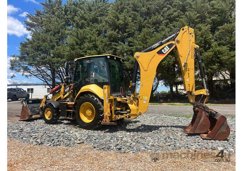 2018 Caterpillar 432F2