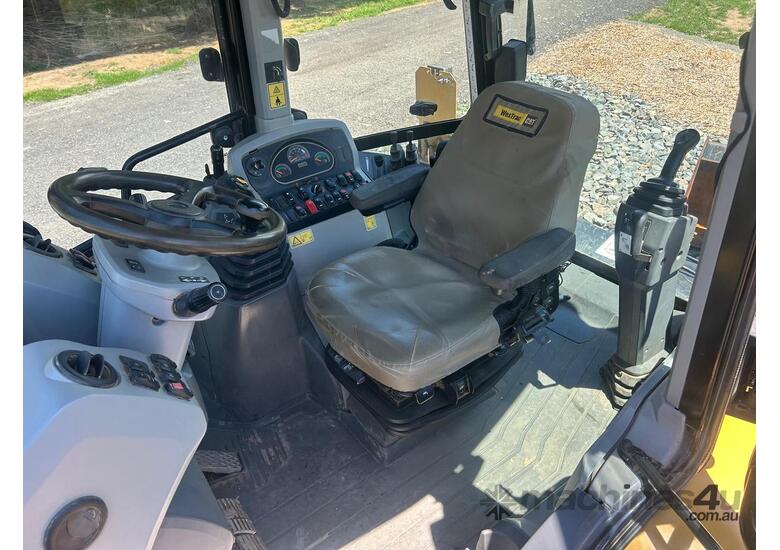 2018 Caterpillar 432F2