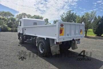 Nissan Ud 2010   PK9 Tipper