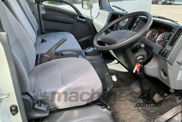 Isuzu 2021   NNR 45-150 Pantech