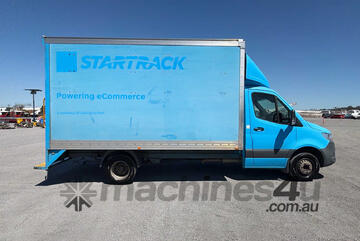 2019 Mercedes Benz 907 Sprinter Pantech