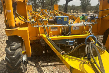 Ajust-A-Bar M9.8 Disc Plough Tillage Equip