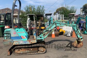 Yanmar   B12 EXCAVATOR