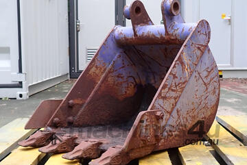 1.5-4 ton (35mm pin) 420mm Excavator GP Digging & Trenching Bucket (needs repair)