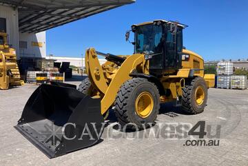 CAT 938K Wheel Loaders integrated Toolcarriers