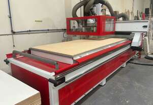 Woodtron 2712 Rapid Auto CNC 2021 Model includes extraction/ ducting !