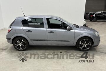 2006 Holden Astra CD Hatch (Petrol) (Manual)
