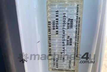 2015 Isuzu NPS 65-155 Service Body / Crane Truck