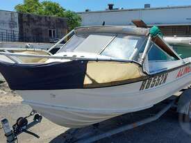 Custom Boat - picture0' - Click to enlarge