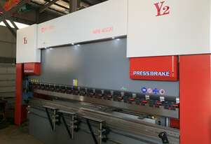 *New In STOCK* CNC-TECH 5 Axes 4 m X 220 Ton CNC press brake with Delem DA-66S controller