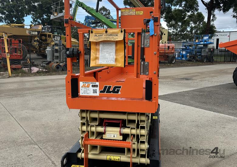 2021 JLG R2632 - 2021 - 26ft Electric Scissor Lift - Low Hours image 2