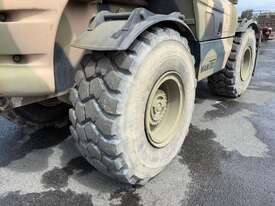 2004 Manitou MHT7140 Telehandler - picture1' - Click to enlarge