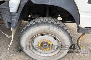 2012 Mitsubishi Fuso Canter Bus