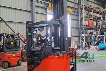 Linde R20 - 2.0T Reach Truck - HD Camera - 9,455mm Lift Height