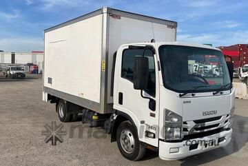 Isuzu   NNR