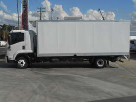 2009 ISUZU FRR600 - picture2' - Click to enlarge