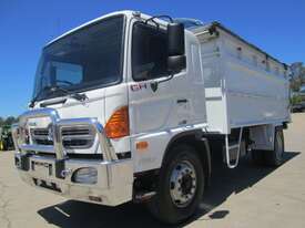 Hino GH 1727-500 Series GH Tipper - picture0' - Click to enlarge