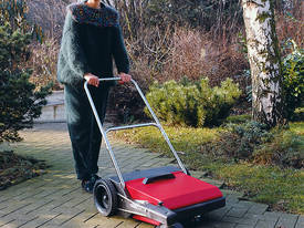 PUSH SWEEPER  HS680 - picture1' - Click to enlarge