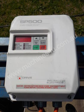 RELIANCE ELECTRIC SP500 AC DRIVE (Motor Controller