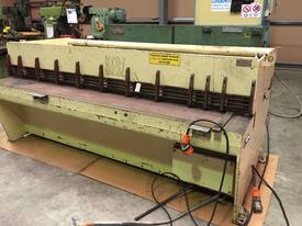 Used Acra Shear Hydraulic Guillotine - picture0' - Click to enlarge